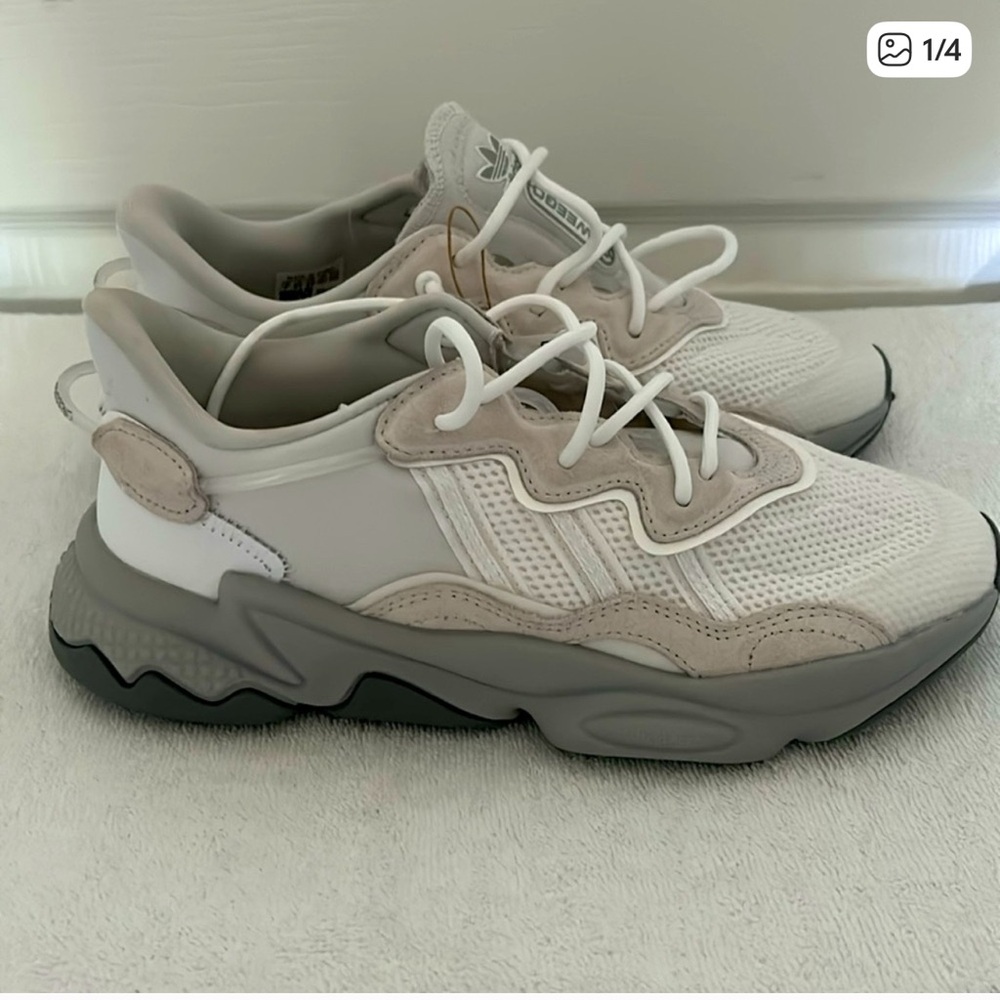 adidas Women's Sneakers - White and Gray